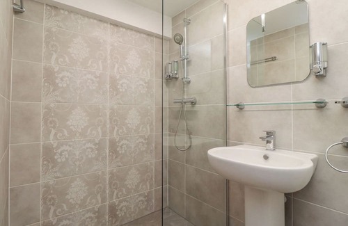Wark Cottage | BRUNTON SUITE, family friendly, with a garden in Wark