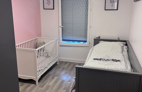 Vaux-le-Penil Apartment | Bel Appartement Dans une Résidence Récente et Sécurisée