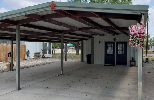 Brackettville Apartment | Brand New!nCozy, Quiet and Comfortable Tiny Home in Fort Clark Springs!