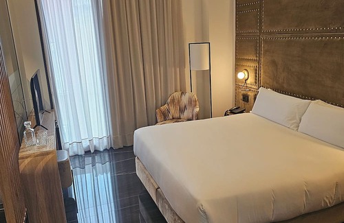 Badajoz Old Town Hotel | Hotel Tres Campanas