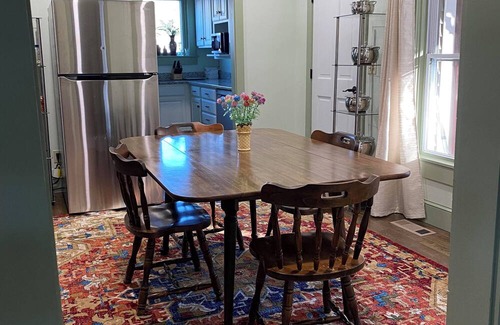 Springfield House | 16 Miles Away from Okemo Mountain Resort-Newly Renovated Furnished House