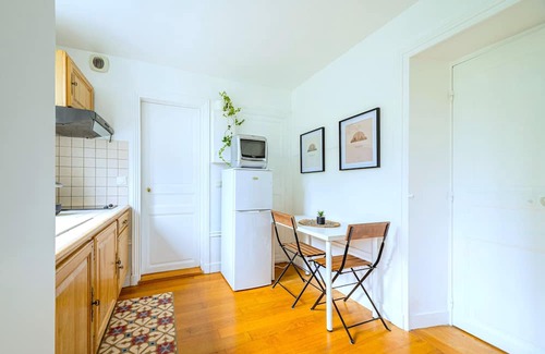 Maisons-Alfort Apartment | Vrbo Property