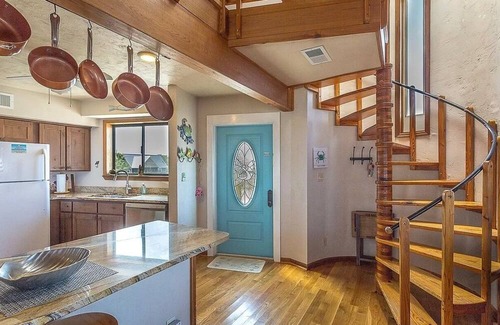 Alligator Point House | Cozy Beachfront Retreat: 2-Bedroom Oasis With Private Beach Access