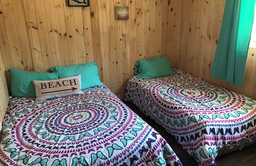 Georgian Bay Cottage | Beautiful newly built, water access only Cottage in Honey Harbour