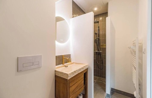 Lannion Apartment | Grand Studio Lumineux,proche Gare Lannion et Plage