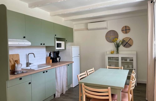 La Roque-sur-Pernes House | Lovely stone cottage in Provence.