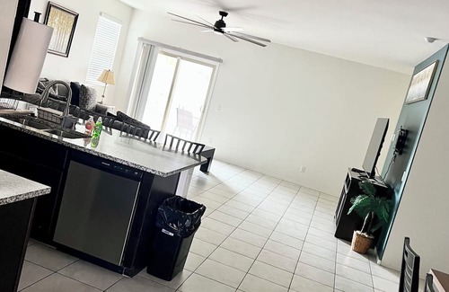 Maricopa House | Cozy great home away from home