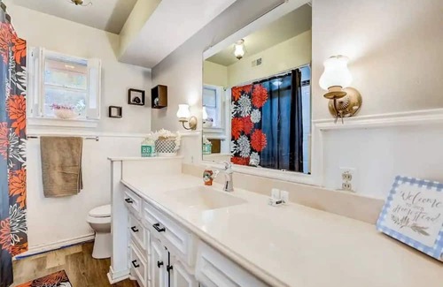 Garland House | Private Pool Retreat Near Dallas & Lake Hubbard!