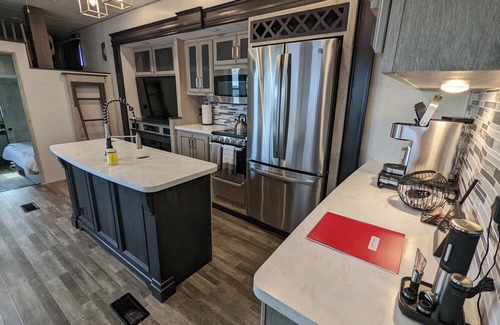 Gravois Mills House | Spacious Poolside Luxury RV Experience