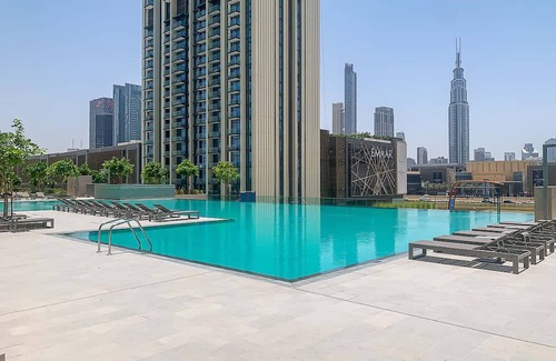 Za'abeel 2 Apartment | Tranquil 2BR w City Views Close to Burj Khalifa