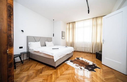 Old Town Apartment | Design 114m2 Three-Bedroom Apartment - Main Street