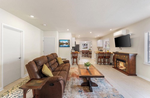 Mount Shasta House | Mt. Shasta Stone Home & Studio