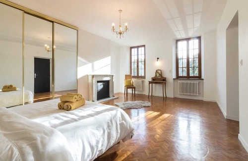 Cazeres House | Vrbo Property
