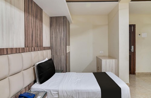 Central Chennai Hotel | Collection O Hotel Chennai Palace