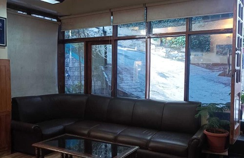 Knollswood Hotel | Hotel Rajat Shimla
