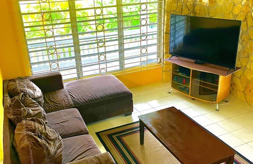 Estate Marys Fancy House | Spacious family friendly house, in quiet safe neighborhood. Huge yard and porch!