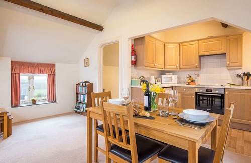 Pembroke Cottage | The Old Dairy Loft, Holiday Cottage West Orielton, Nr Bosherston, Sleeps 2, 1 bedrooms, bathrooms