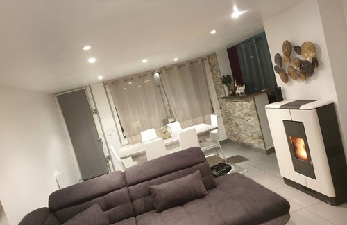 Adamville House | Charming quiet town house