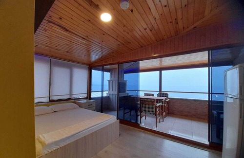 Altinoluk Hotel | Asmalı Hotel