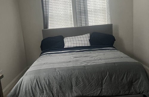 Daytona Beach Apartment | Centralized location close to the Race Track.