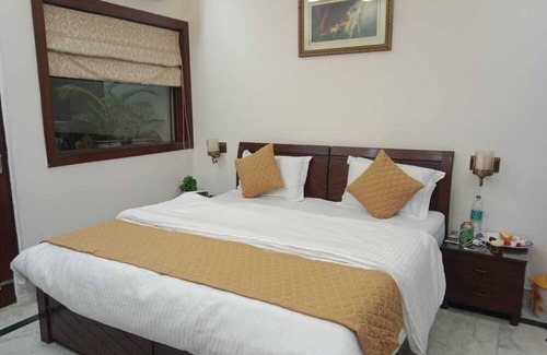 South Extension Bed & Breakfast | Bed And Breakfast cum Home Stay