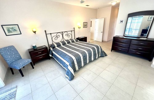 Fort Ogden House | Golf Views, Heated Pool, WIFI, Kayaking on Piece River, Air Boat Rides ...