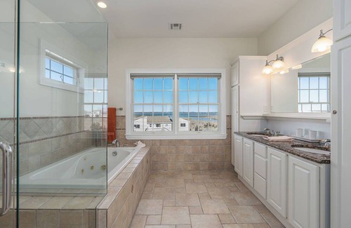 Suffolk County House | Oceanfront Beach House - Westhampton Beach
