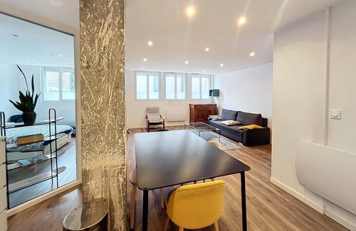 Quartier Hyper-Centre Apartment | Hypercentre, Agréable T2 Style Loft , Fibre