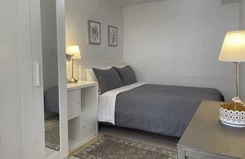 Bracondale Hill House | Casaloma Duplex on St. Clair West