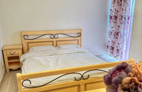 Craiova Apartment | Apartment with Panoramic Balcony - Promenada Mall