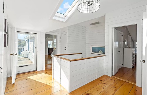 West Hyannisport House | Amazing beach house - Private beach access!