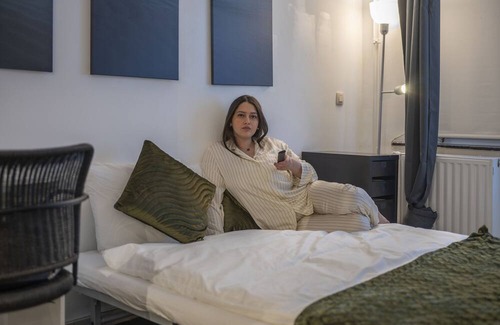 Ixelles Bed & Breakfast | Family Studio - Bed & Breakfast - Free Breakfast + Gym - 2 Queen Beds