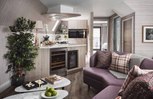 Arrochar Cottage | Ardlui Retreat Lodge 8