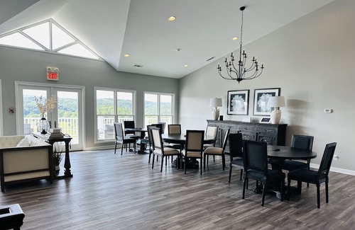Goldbond Bed & Breakfast | Lilly Valley Inn