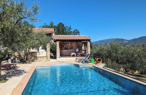 Mirabel-aux-Baronnies Apartment | Schöne Fewo in der Provence in Top-lage, Großer Pool, Blick auf den Mont Ventoux