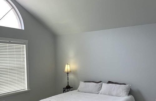 Brackettville House | Eclipse viewing in Fort Clark while enjoying golf, swimming and historic sites