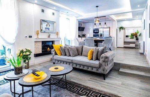 Bacvice House | Holiday house with a parking space Split (K-22855)