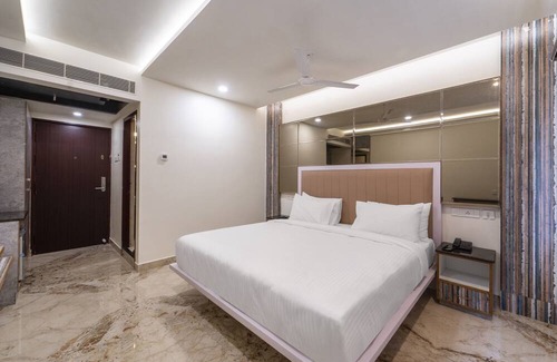 Kelambakkam Hotel | Super OYO Palette - Coastal Grand Hotels