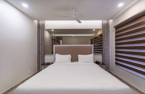 Kelambakkam Hotel | Super OYO Palette - Coastal Grand Hotels