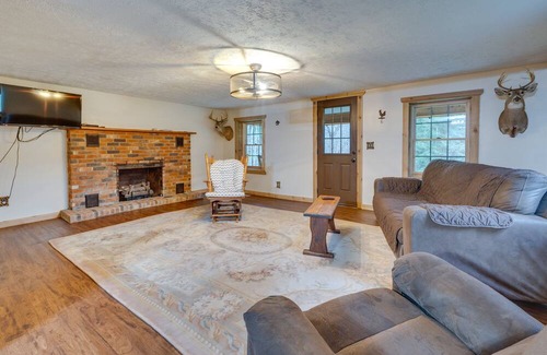 Wellston Cabin | Jackson County Cabin w/ Fire Pits & ATV Trails!
