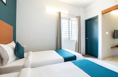 Yelahanka Hotel | Super OYO Silverkey Executive Stays