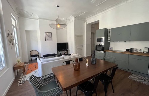 Les Grands Carmes Apartment | Coste Investissement - L'évêché