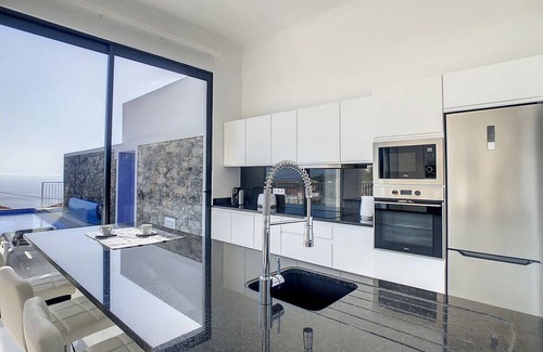 Estrela da Calheta House | Casa dos Amores by LovelyStay