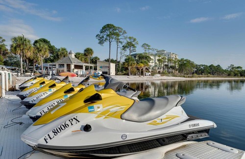 Discover Tranquility: Scenic Comfort Steps from Baytowne Wharf at ...