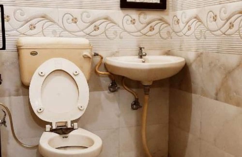 Jalandhar Hotel | Goroomgo Raja Guest House Jalandhar