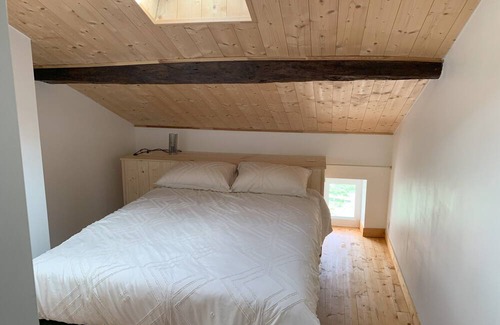 Saint-Germain-dEsteuil House | Maison Avec Jardin Privatif Gîte Pastouret, Lussan