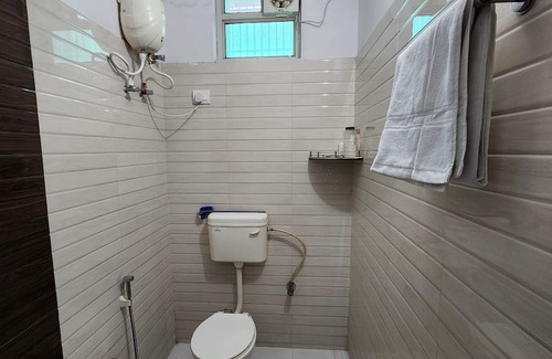 Varanasi Apartment | Comfy Home 3BHK