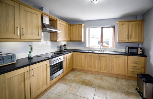 Newcastle House | Immaculate 3-Bed House in Newcastle