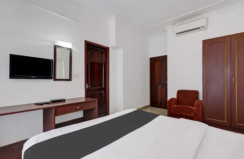 Statue Hotel | Collection O Teekay International