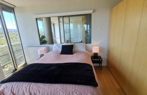 City West Apartment | A Wow Factor @ Nishi